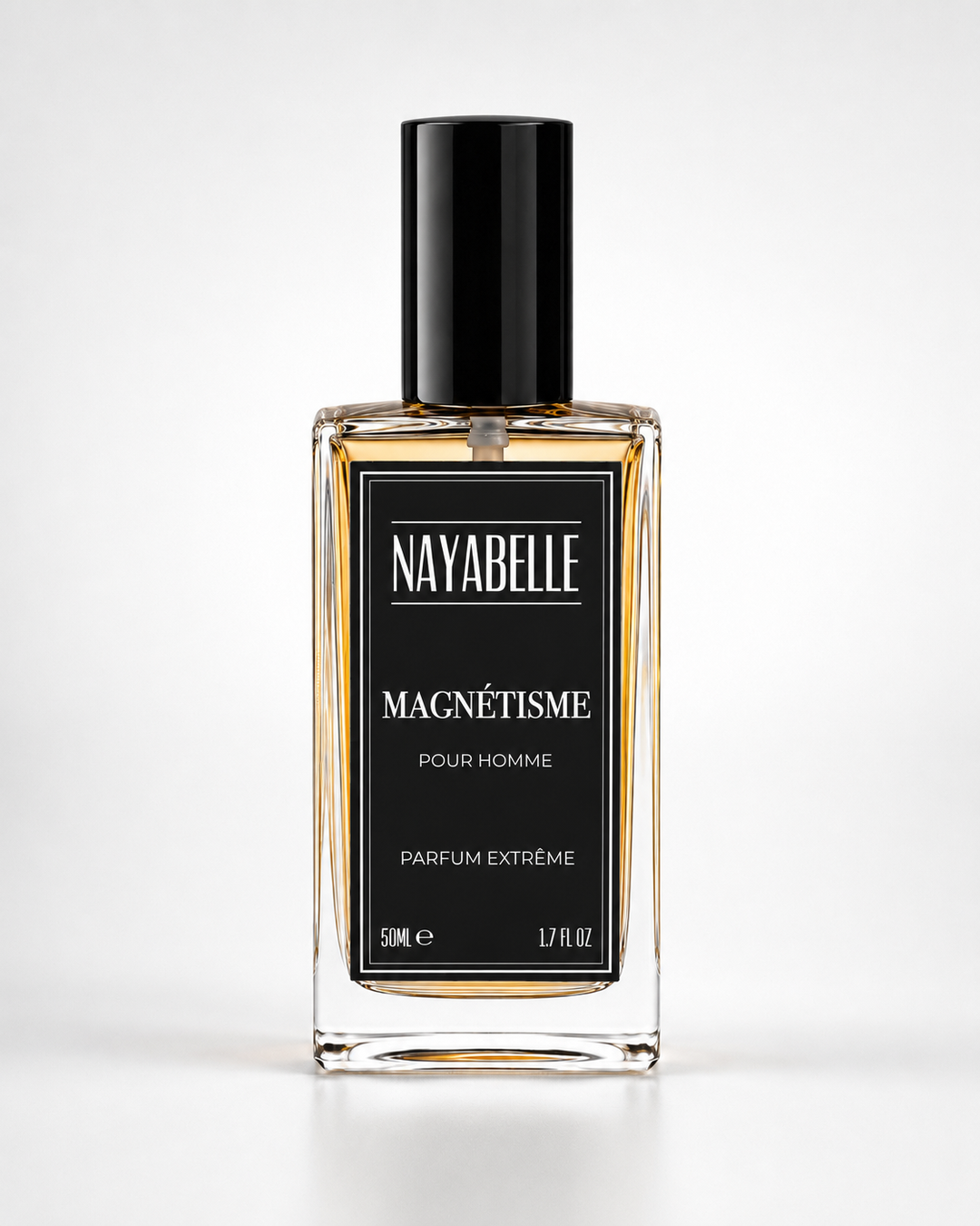 Flacon Magnétisme Nayabelle 50ml — Parfum Extrême homme fruité fumé boisé. Ananas, bergamote, cassis, bouleau fumé, patchouli, musc, santal, mousse de chêne, ambre gris. Sillage puissant, fabriqué au Maroc. Flacon noir et doré.