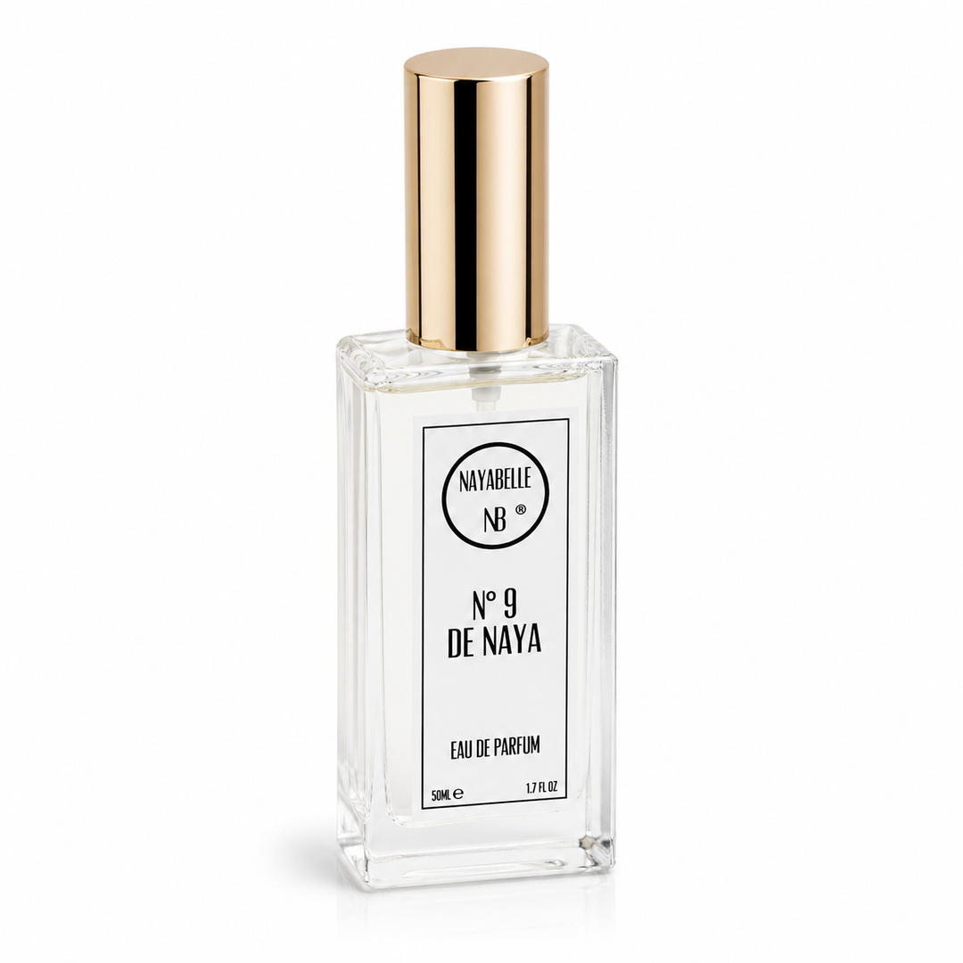 Flacon Parfum Privé N°9 De Naya 50ml. Eau de parfum gourmand luxe aux notes de Cerise Noire, Amande Amère, Liqueur et Vanille sur fond boisé. Sillage séduisant et tenace. Fabriqué au Maroc.