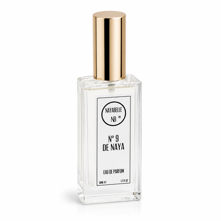 Flacon Parfum Privé N°9 De Naya 50ml. Eau de parfum gourmand luxe aux notes de Cerise Noire, Amande Amère, Liqueur et Vanille sur fond boisé. Sillage séduisant et tenace. Fabriqué au Maroc.